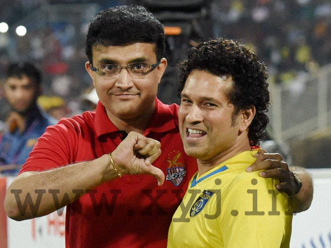 million dollar of Pic of Sachin & Sourav in ISL football