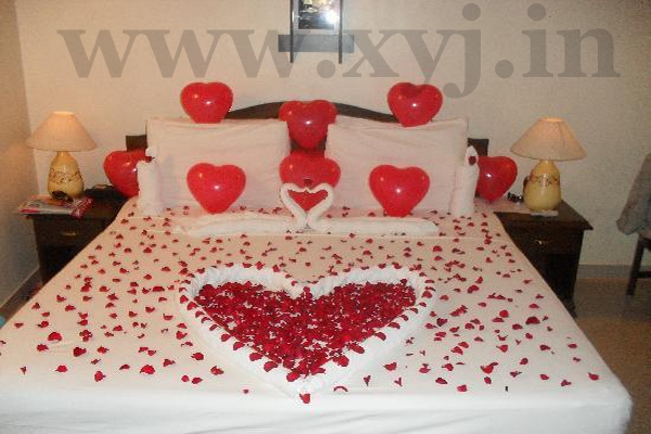 Home Decor, Valentines Day Home Decor, Home Decor Idia on valentine day, heart shape balloon, Decor your home