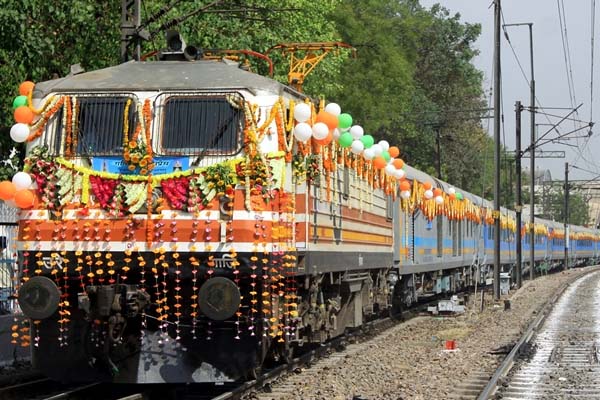 Gatimaan Express Train Start Image